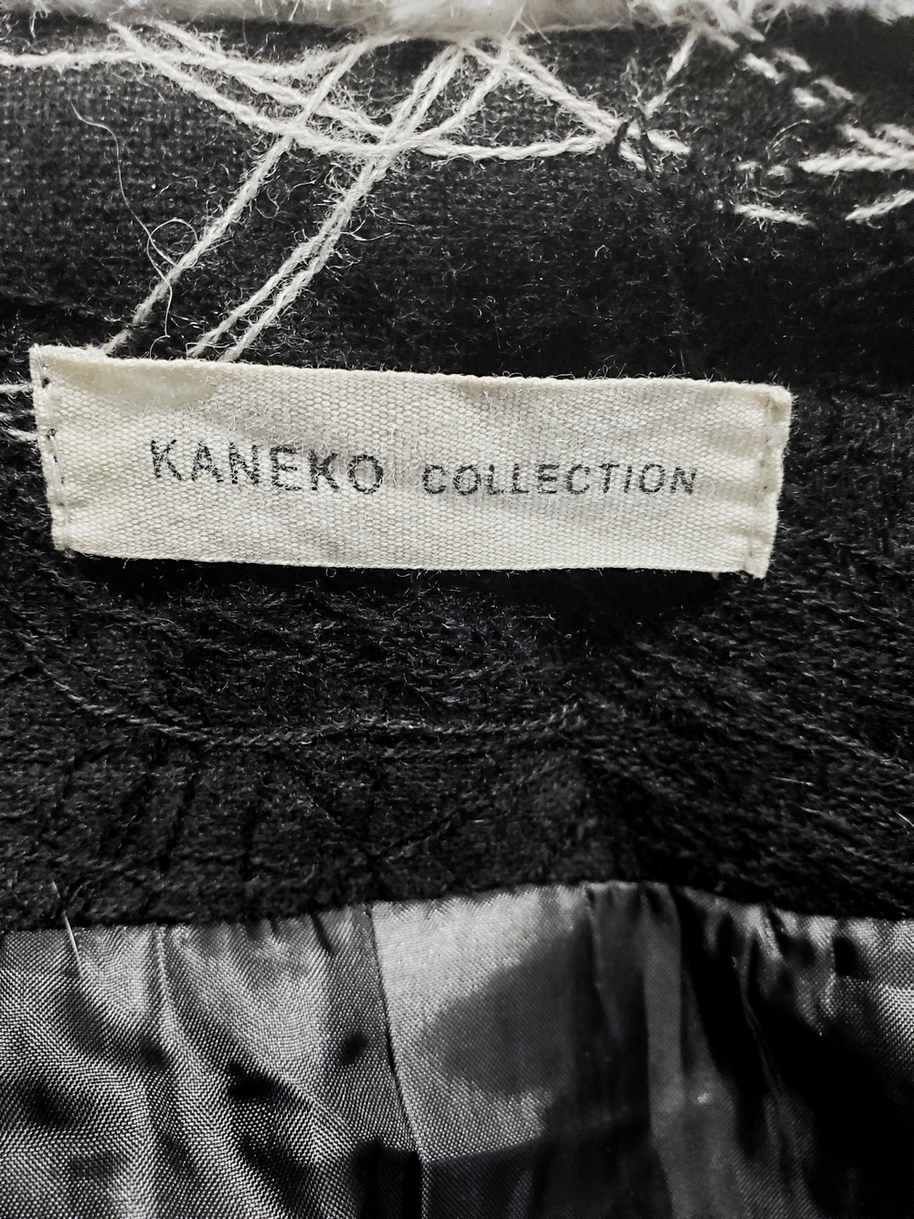 STUNNING Kaneko Collection Abstract Chaotic Thread Hooded Winter Coat - Picture 2 of 6